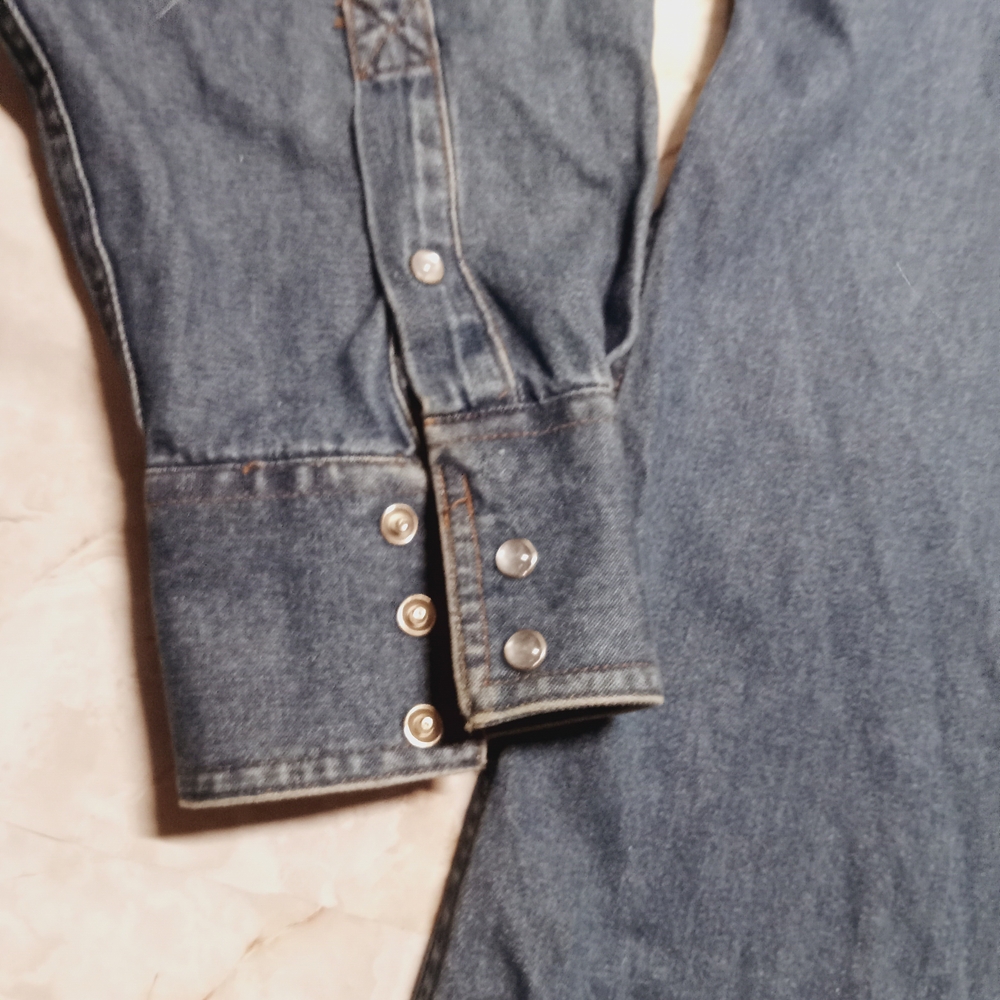 Ely Cattleman Vintage Denim Western  Pearl Snap Long Sleeve Barn Shirt - Picture 7 of 13
